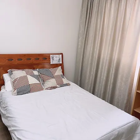 Guest house Luxe -opera 15mins-chambre Avec Salle De Bain Commune *