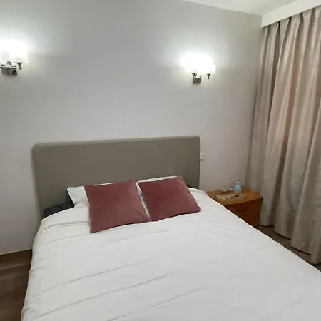 Guest house Luxe -opera 15mins-chambre Avec Salle De Bain Commune *